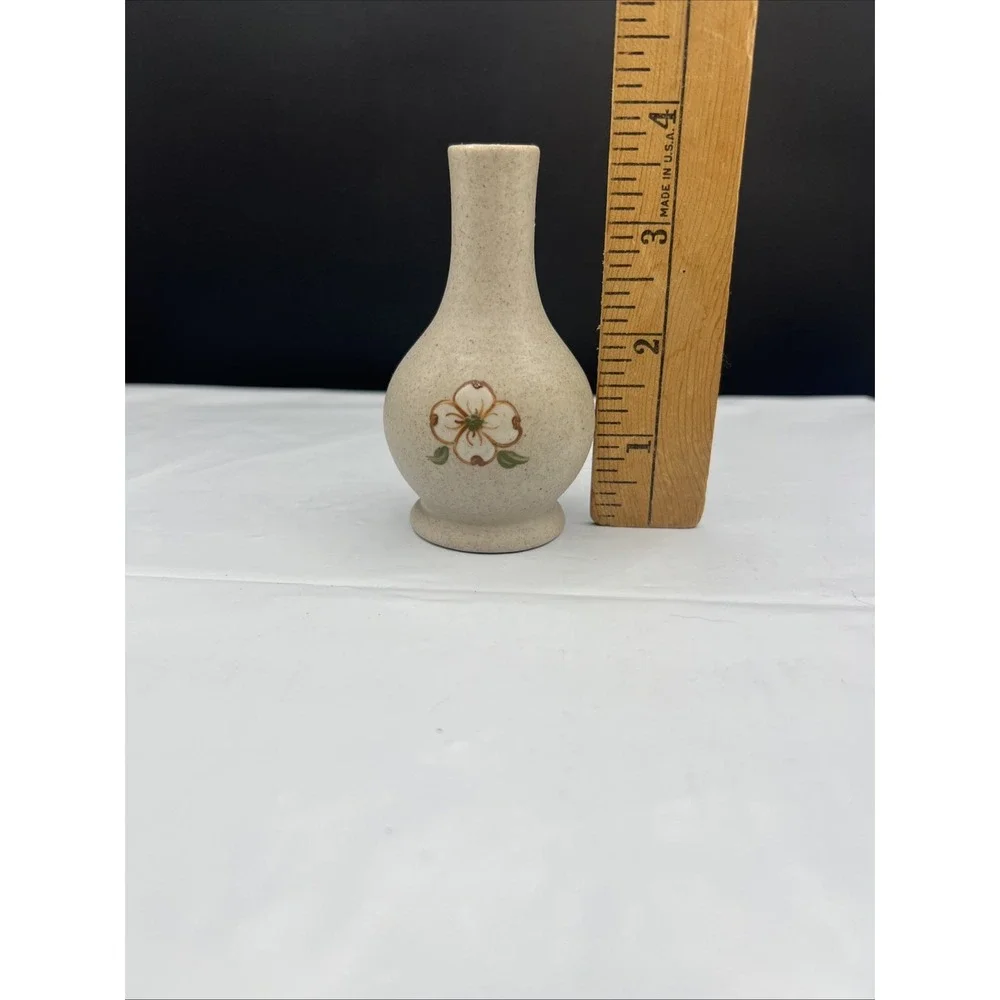 Vintage Pigeon Forge Pottery Dogwood Bud Vase Speckled Stoneware Signed Tennesse